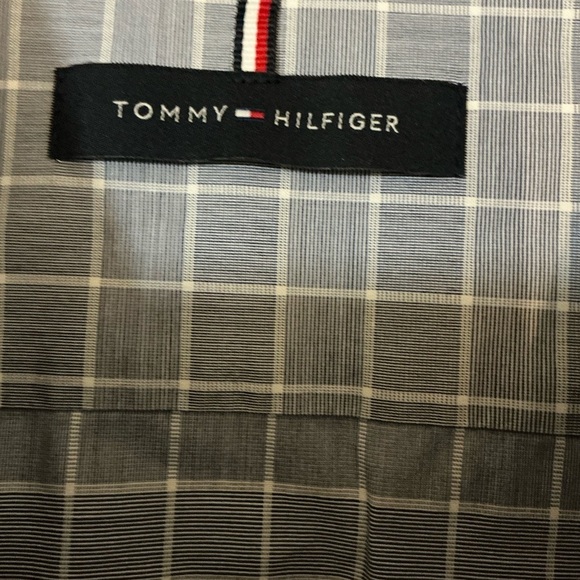 Tommy Hilfiger Men Gray And White Casual Button‎ Down Shirt - Picture 5 of 7